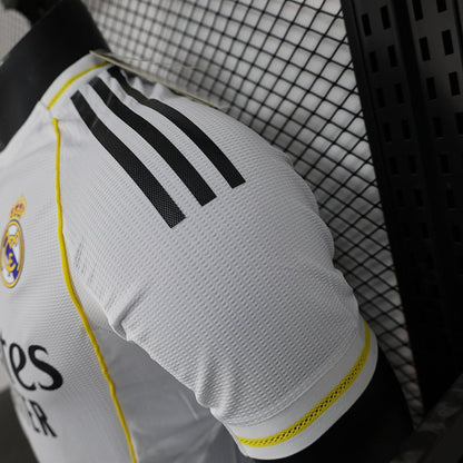 Real Madrid 25-26 home kit